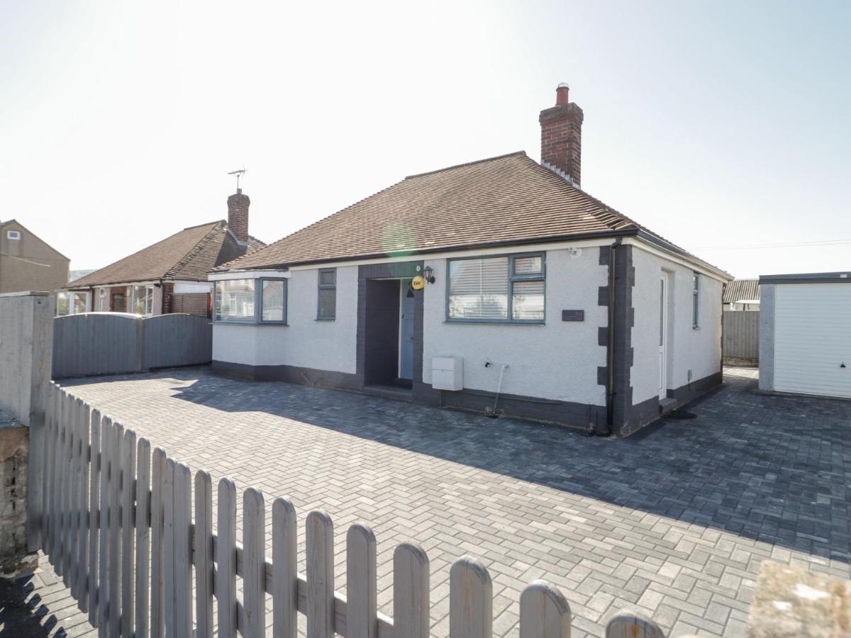 Seaside Retreat Villa Prestatyn Exterior photo