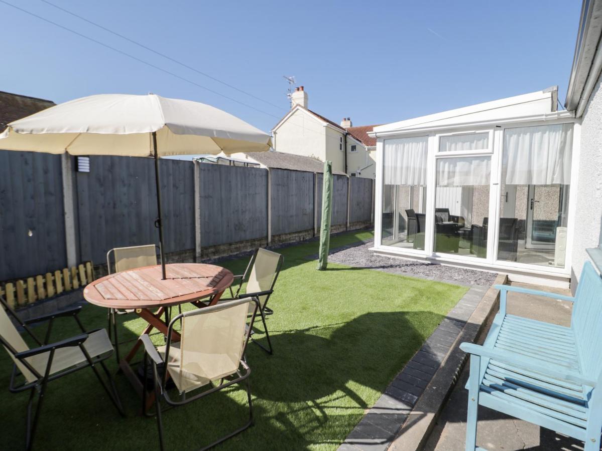 Seaside Retreat Villa Prestatyn Exterior photo